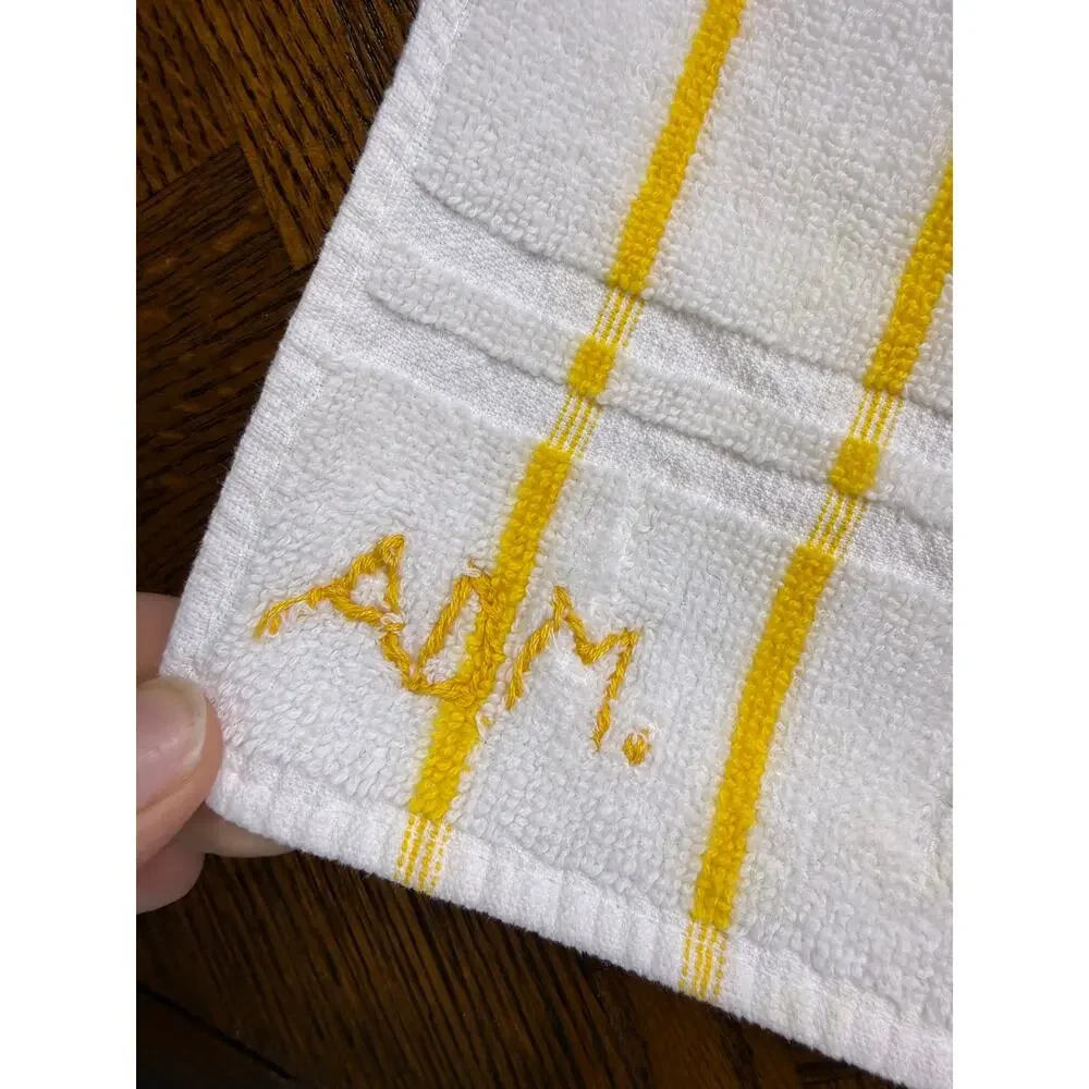 \VINTAGE Kaufman yellow stripe bath towel